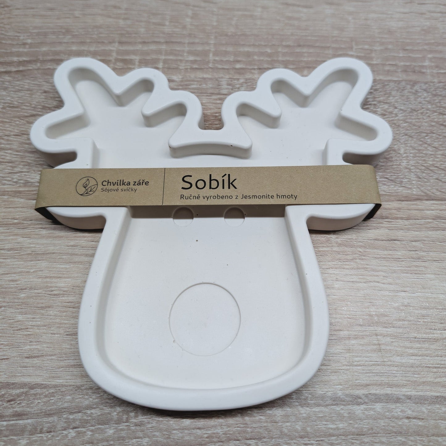 Podtácek Sobík Jesmonite bílý