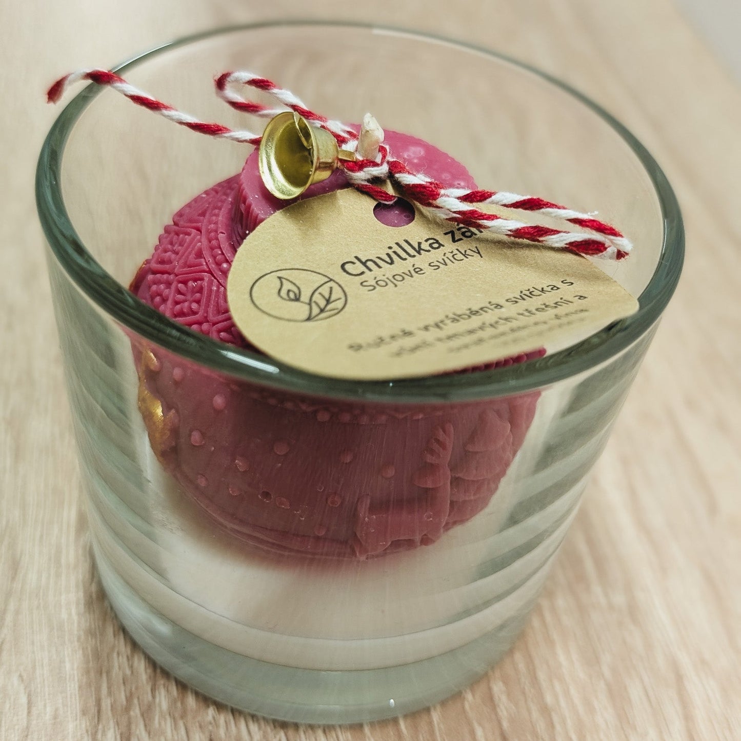 Sójová svíčka červená Vánoční koule