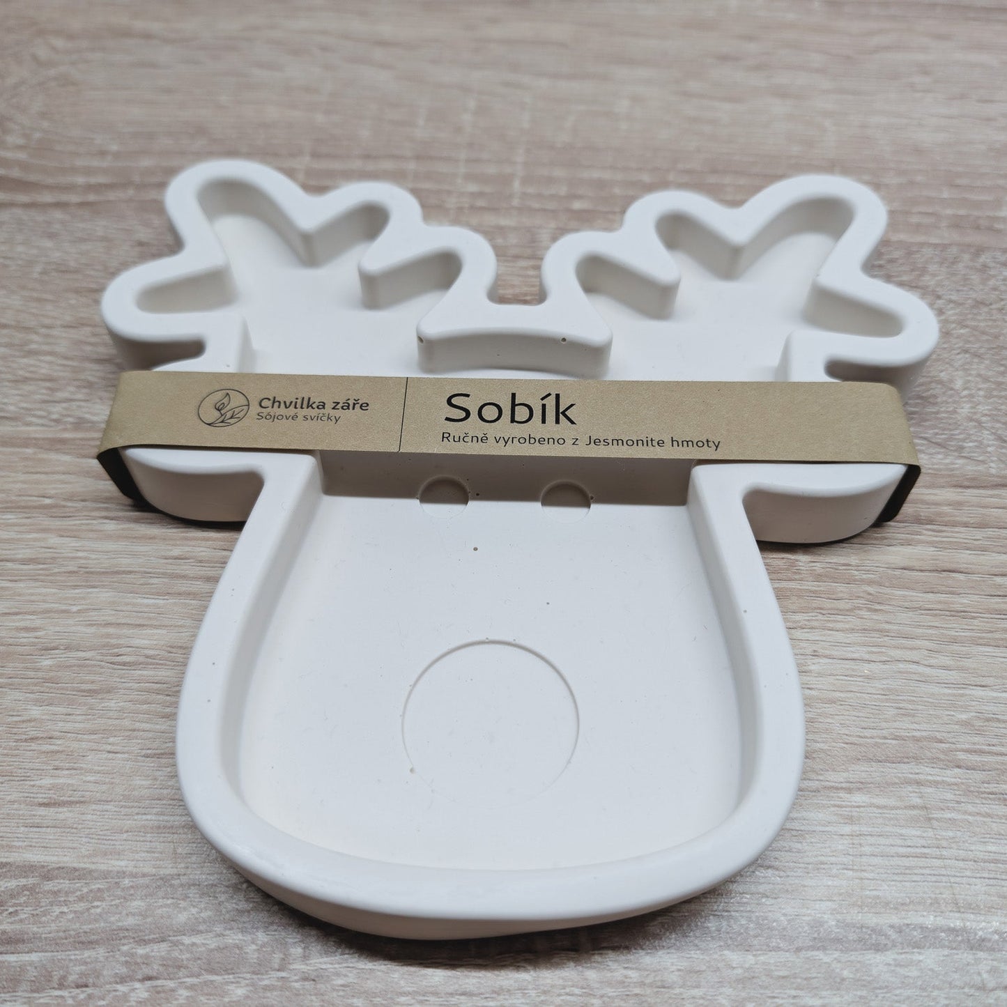 Podtácek Sobík Jesmonite bílý